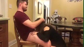 play Mamá madura literalmente me folló hasta el orgasmo