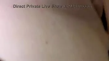 播放 成熟的荡妇会给你完整的存在感