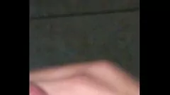 চালান হট MILF টিভি এবং হস্তমৈথুনে অশ্লীল দ্বারা চালু হয়ে যায়