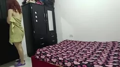 play কার্ভি শ্যামাঙ্গিনী মিল্ফ ওয়ার্কআউটে ভেজা এবং বন্য হয়ে যায়